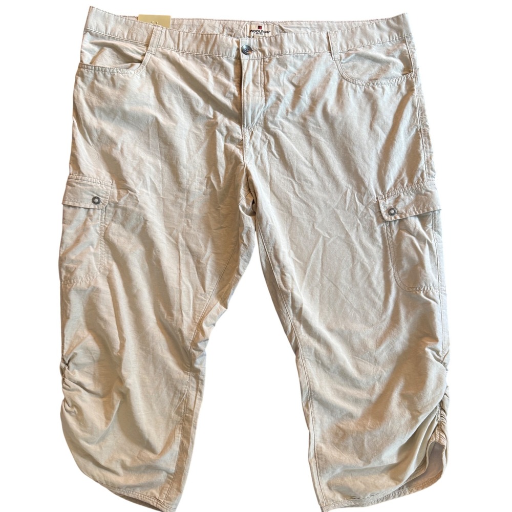 Woolrich Hiking Capri Pants Women's Size 14 Light Khaki Outdoor Casual